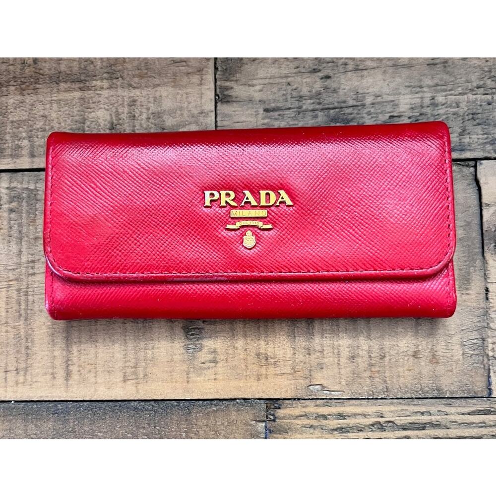 PRADA Red Saffiano leather key holder/card case double snaps (repainted) - Picture 13 of 14